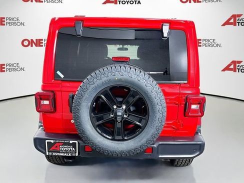 Used 2020 Jeep Wrangler Unlimited Sahara image 6