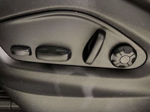 Certified 2023 Porsche Cayenne AWD/4WD image 17