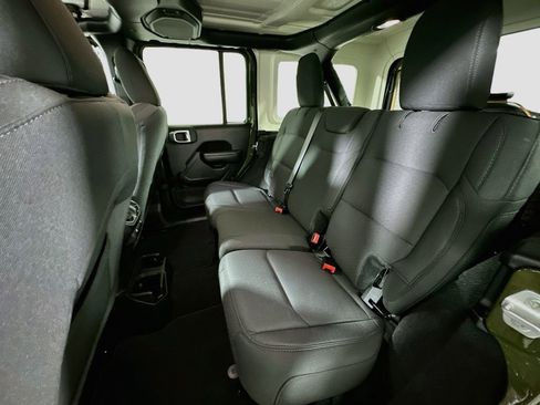 Certified 2022 Jeep Wrangler Unlimited Sport AWD/4WD image 22