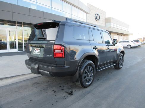 Used 2024 Toyota Land Cruiser image 9