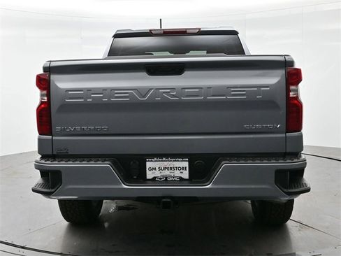 Used 2026 Chevrolet Silverado 1500 Custom image 6