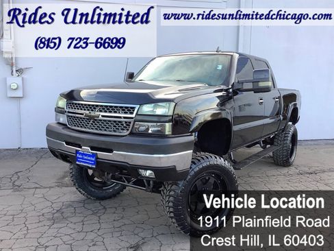 Used 2006 Chevrolet Silverado 2500 LT w/ Onstar Plus Package image 2