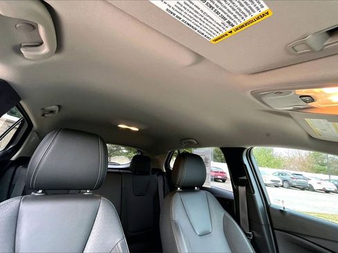 Used 2025 Buick Encore GX Preferred image 21