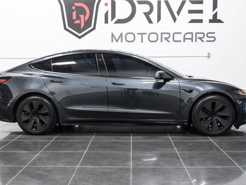 Used 2024 Tesla Model 3 Standard Range RWD image 10