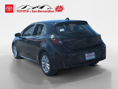 Certified 2026 Toyota Corolla SE FWD image 3