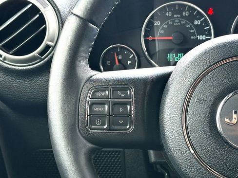 Used 2017 Jeep Wrangler Unlimited Sahara w/ Connectivity Group image 20