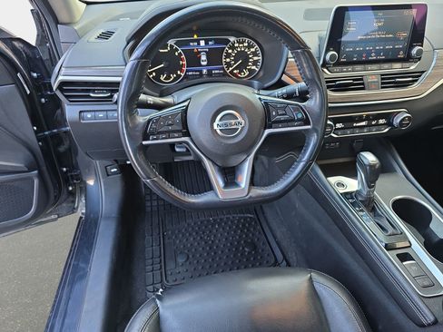 Used 2019 Nissan Altima 2.5 Platinum image 18