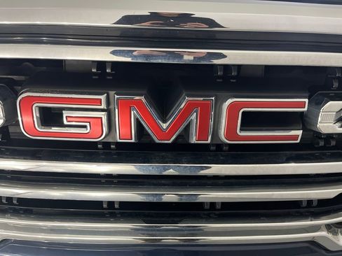 Used 2021 GMC Sierra 1500 SLT w/ SLT Convenience Package image 34