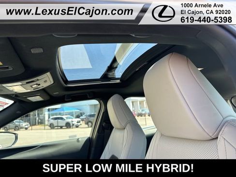 Used 2025 Lexus UX 300h AWD w/ Accessory Package (Z2) image 15