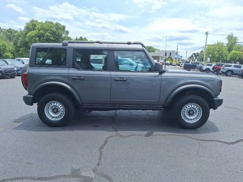 Used 2021 Ford Bronco 4-Door AWD/4WD image 2