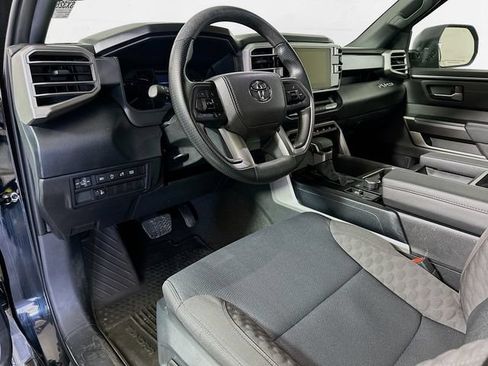 Certified 2025 Toyota Tundra SR5 AWD/4WD image 10