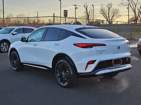 Certified 2024 Buick Envista Sport Touring w/ Advanced Safety Package image 4