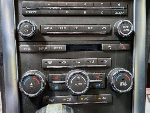 Used 2010 Lincoln MKS FWD image 13
