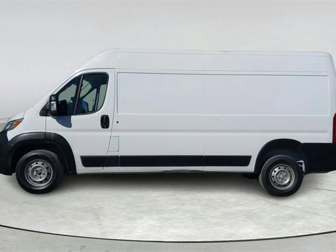 Used 2023 RAM ProMaster 2500 image 4