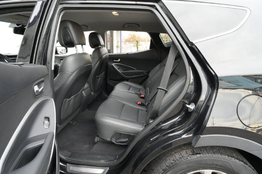 Used 2018 Hyundai Santa Fe Sport 2.0T w/ Cargo Package AWD/4WD image 25