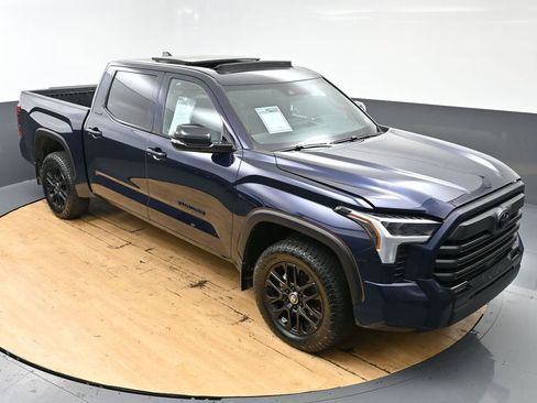 Used 2026 Toyota Tundra Limited AWD/4WD image 41
