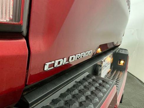 Used 2023 Chevrolet Colorado LT w/ LT Convenience Package II RWD image 28