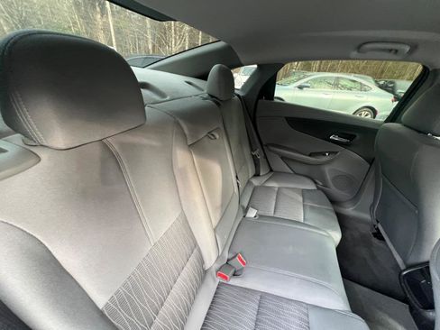 Used 2016 Chevrolet Impala LS image 17