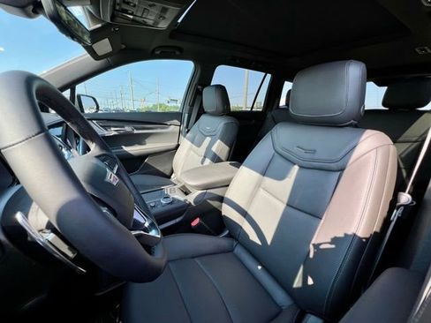 Used 2024 Cadillac XT6 Sport w/ LPO, Onyx Lite Package AWD/4WD image 13