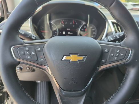 Used 2024 Chevrolet Equinox Premier FWD image 42