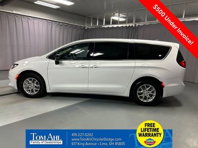 New 2026 Chrysler Voyager LX