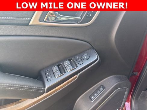 Used 2018 GMC Yukon Denali w/ Open Road Package image 17