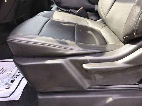 Used 2022 Chevrolet Silverado 2500 W/T w/ WT Convenience Package image 12