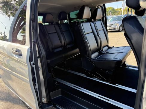 Used 2018 Mercedes-Benz Metris Passenger image 16