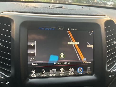 Used 2015 Jeep Cherokee Limited FWD image 13