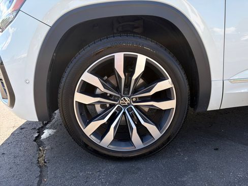 Used 2022 Volkswagen Atlas SEL Premium AWD/4WD image 26