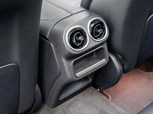 New 2025 Mercedes-Benz GLC 300 4MATIC image 29