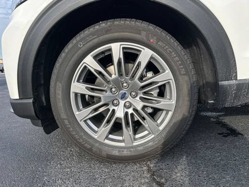 New 2026 Ford Explorer Platinum RWD image 27