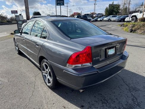 Used 2006 Volvo S60 T5 image 3
