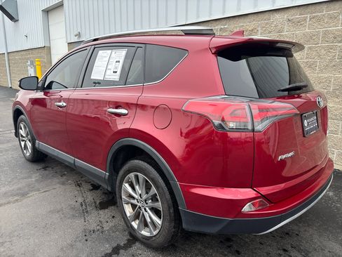 Used 2018 Toyota RAV4 Limited image 6