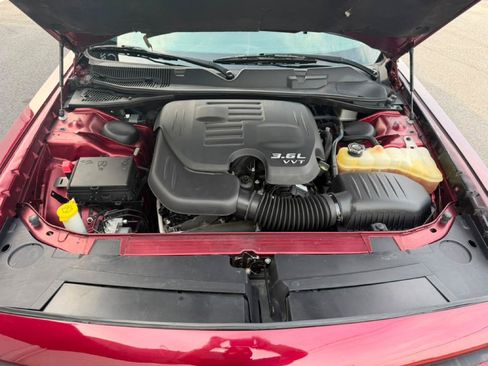 Used 2019 Dodge Challenger SXT RWD image 24