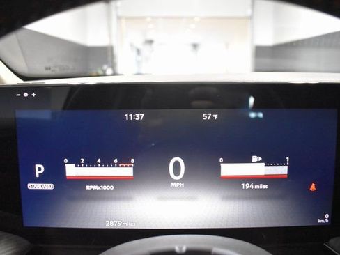 Certified 2025 Nissan Kicks SR image 26