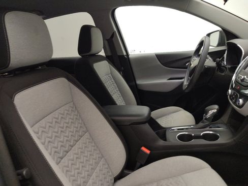 Used 2022 Chevrolet Equinox LS FWD image 21