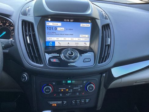 Used 2019 Ford Escape Titanium image 15