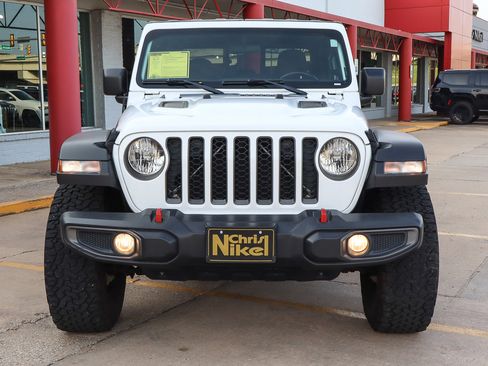 Used 2020 Jeep Gladiator Rubicon image 3
