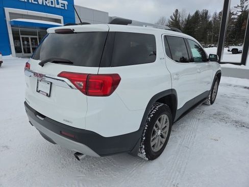 Used 2018 GMC Acadia SLE image 25