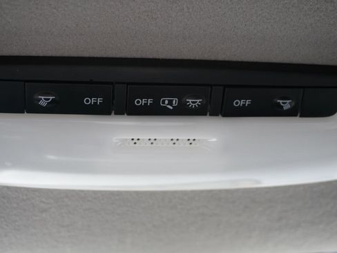 Used 2025 Nissan Versa S w/ S Plus Package image 37