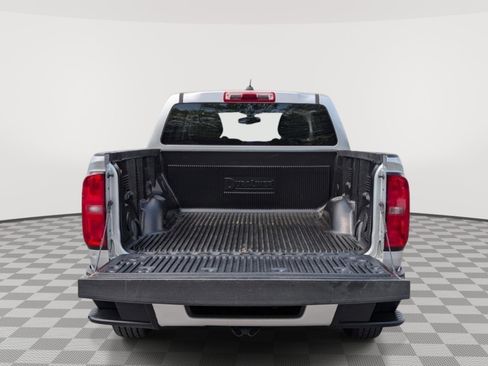 Used 2020 Chevrolet Colorado LT RWD image 13