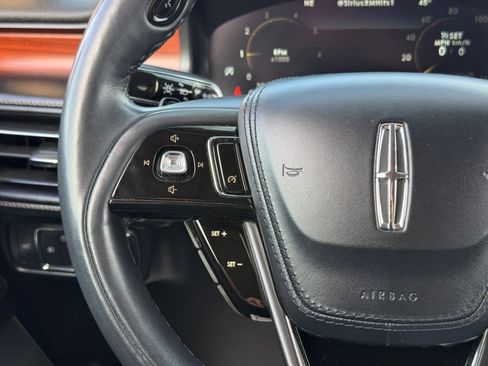 Used 2021 Lincoln Aviator Reserve image 25