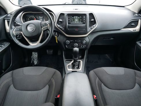 Used 2016 Jeep Cherokee Latitude image 17