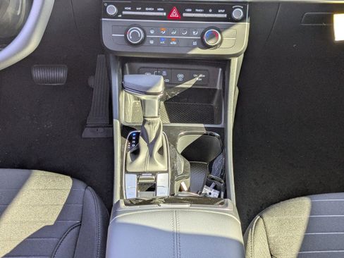 New 2026 Hyundai Santa Cruz SE FWD image 16