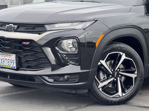 Used 2022 Chevrolet TrailBlazer RS image 3