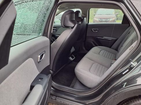 Used 2025 Kia K4 EX FWD image 79