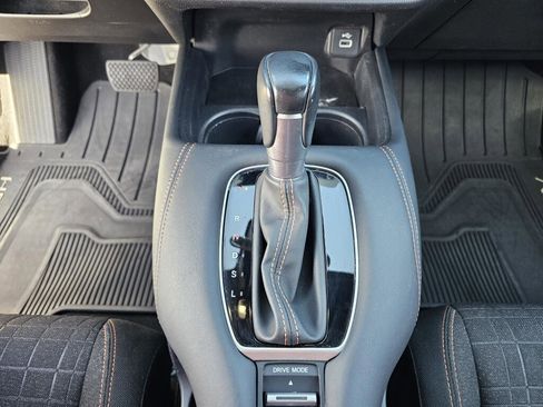 Certified 2024 Honda HR-V Sport image 27