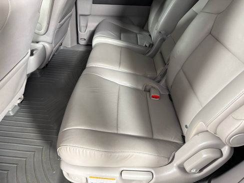 Used 2015 Honda Odyssey EX-L image 19