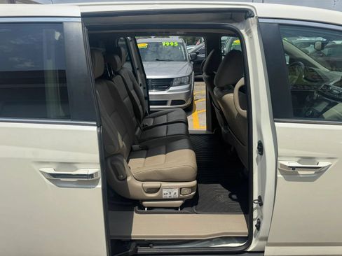 Used 2014 Honda Odyssey EX-L image 12
